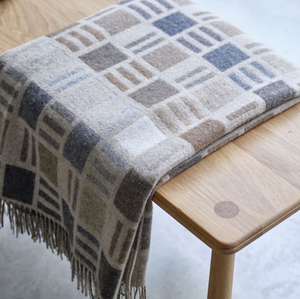 Bainbridge Natural Throw